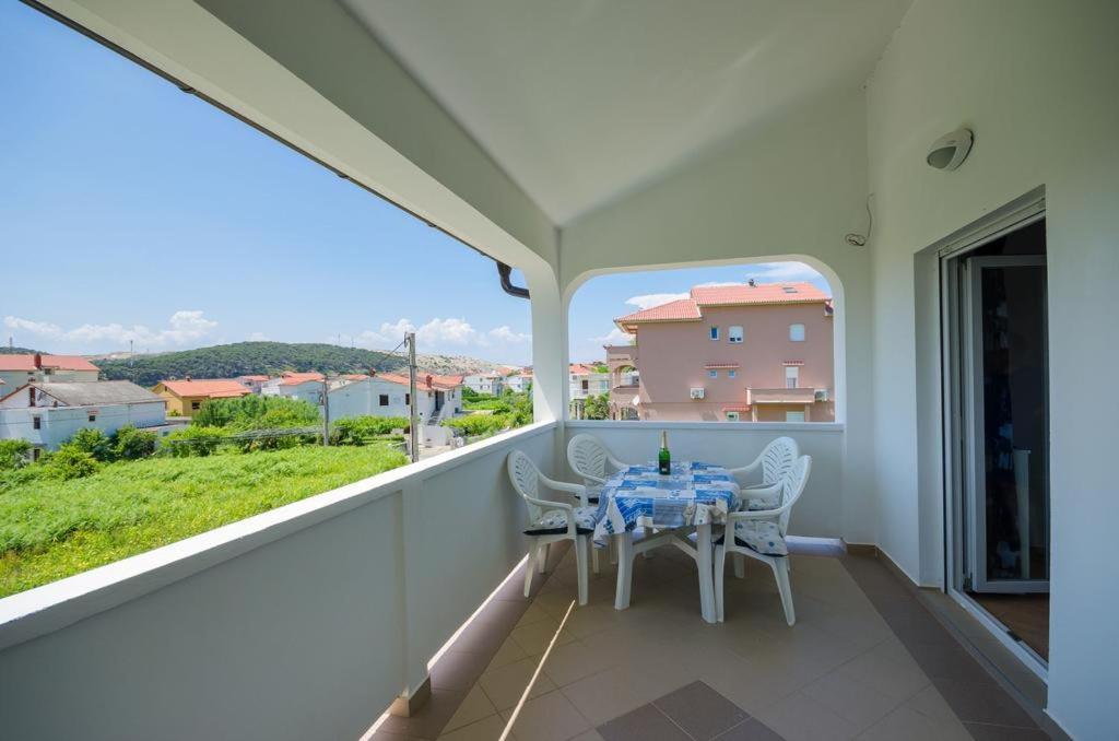 Holiday S&M Apartment Lopar