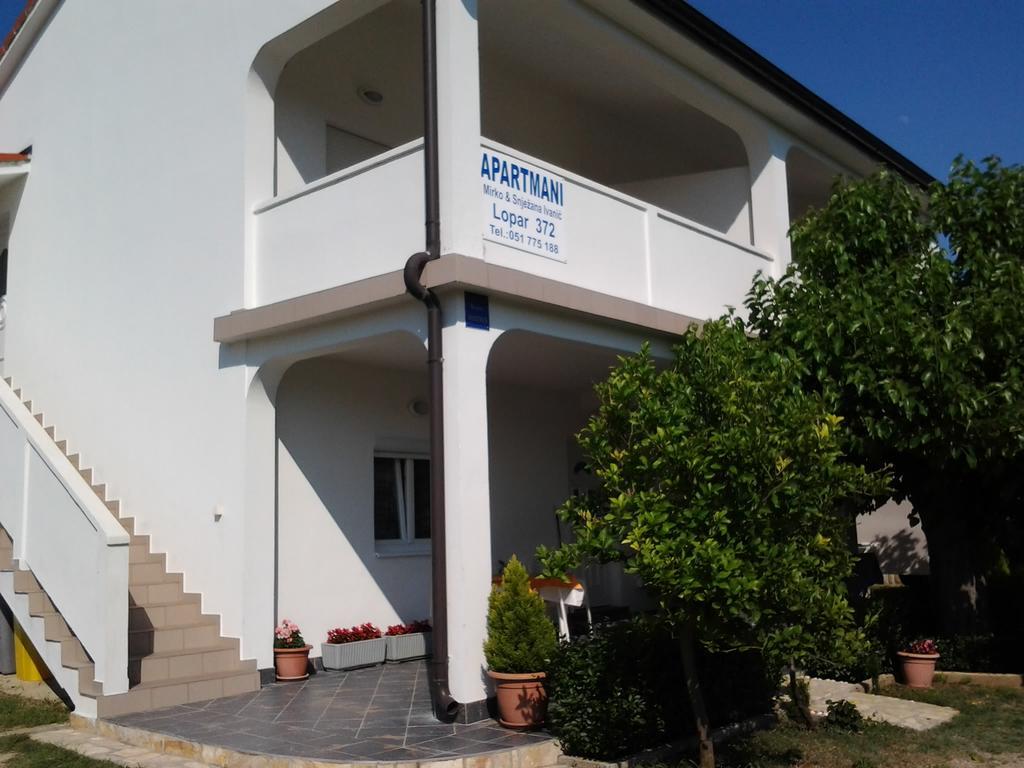 Apartment Holiday S&M Lopar